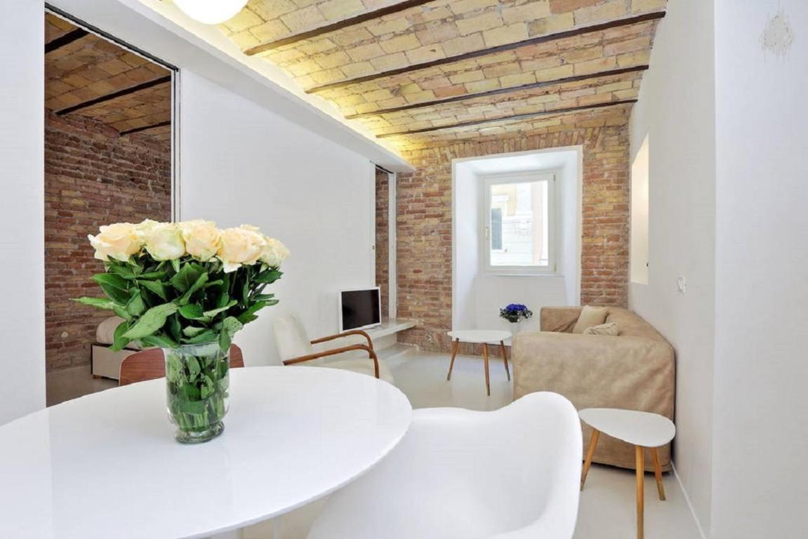Ych-charming Flat Near Colosseum Rom